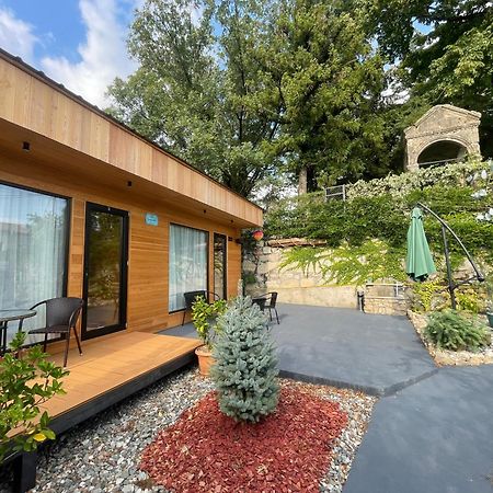 Garden Rooms In Kutaisi Exterior photo