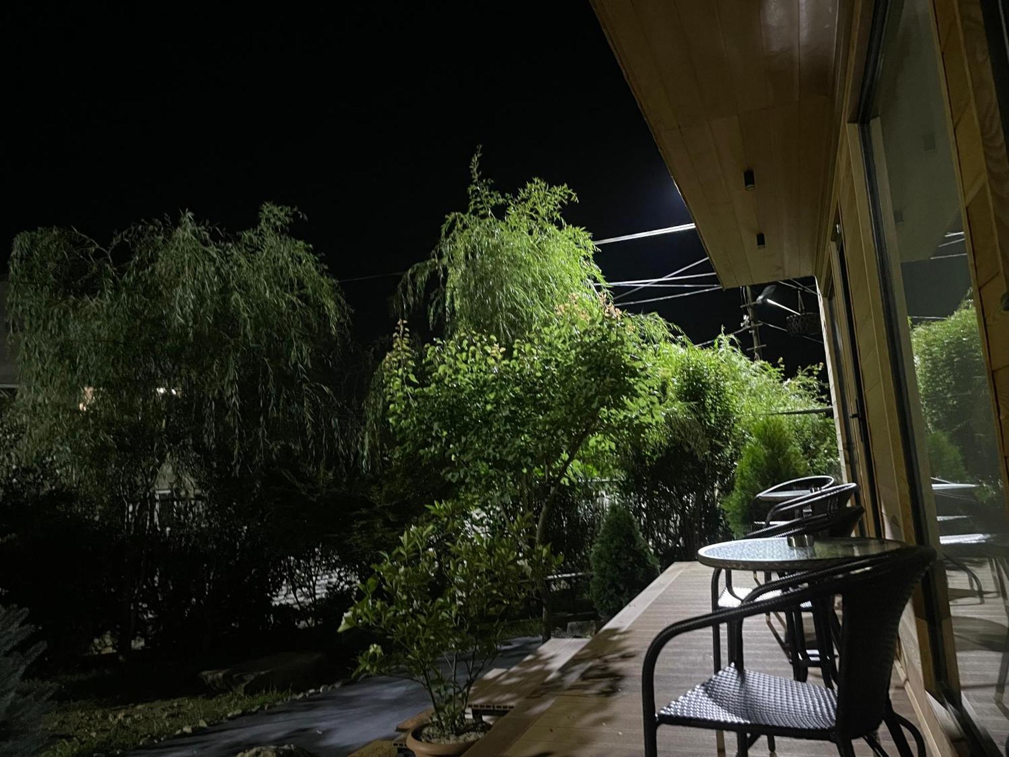 Garden Rooms In Kutaisi Exterior photo